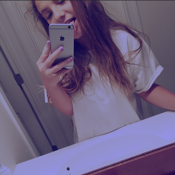 Profile Picture of Sam Salamone (@samsal37) on Poshmark