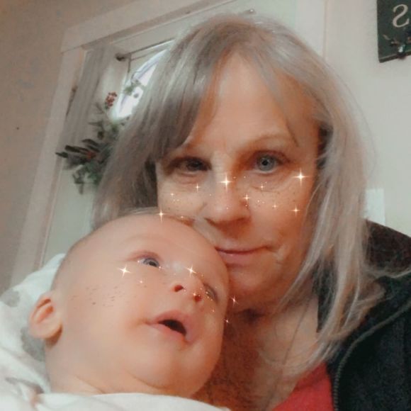 Profile Picture of Cindy Millett (@cindymillett) on Poshmark