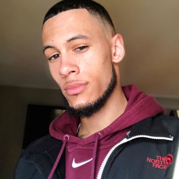 Profile Picture of Malcolm Smith (@mesmith3) on Poshmark