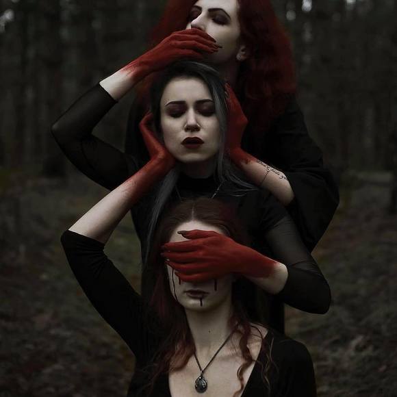 Profile Picture of Mariela Serrano (@marielaserra628) on Poshmark