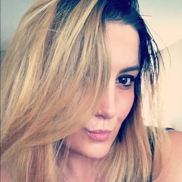 Profile Picture of Magdalena Jakubiec (@madzix) on Poshmark