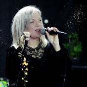 Profile Picture of Dawn Darling (@dawndarlingmediumandmusician) on Youtube
