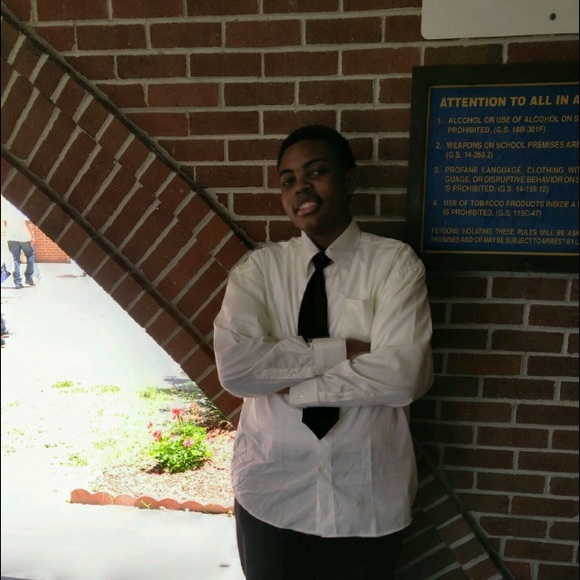 Profile Picture of Michael Rountree (@michael_lit) on Poshmark