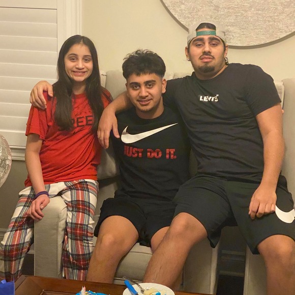 Profile Picture of Kamal Virk (@kamal_virk) on Poshmark