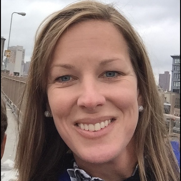 Profile Picture of Stacey Capogrossi (@scapogrossi) on Poshmark