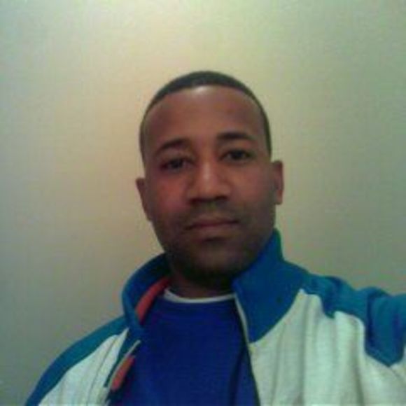 Profile Picture of Andre Hall (@dre7795) on Poshmark