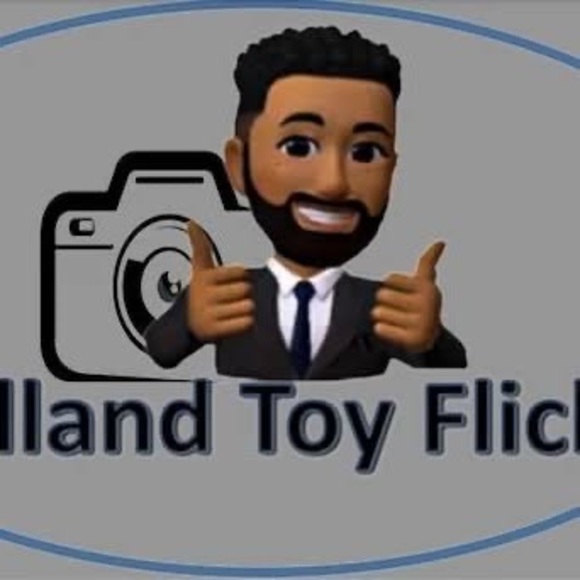 Profile Picture of Craig Holland (@rightclickinc) on Poshmark