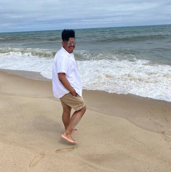 Profile Picture of Kenny Maceda (@kennymaceda) on Poshmark