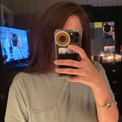 Profile Picture of Samantha Castro (@_SamCastro2012) on Twitter