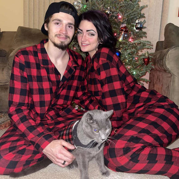 Profile Picture of Alexis Yaeger (@alexis_0608) on Poshmark