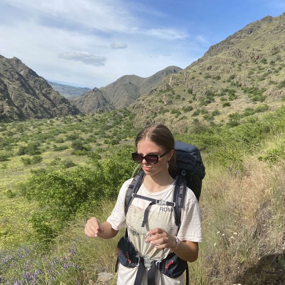 Profile Picture of Alex Lanza (@alexlanza) on Poshmark