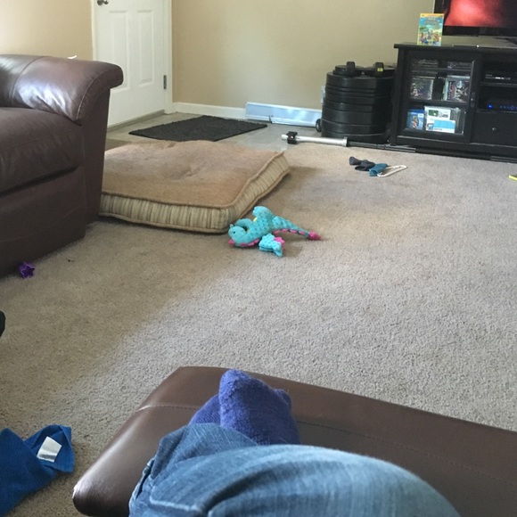 Profile Picture of Lisa Smyth (@woolee82) on Poshmark