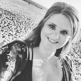 Profile Picture of Reanna Guidry (@reannajanine) on Pinterest