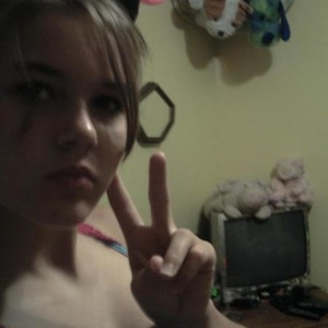 Randi Plumb - Myspace Profile Picture of Randi Plumb (@xpeacexmonkeyx) on Myspace