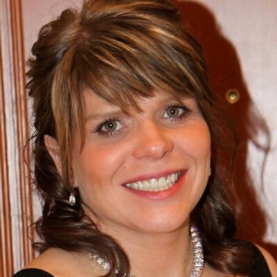 Profile Picture of Shawna Hart (@shawn7hart) on Twitter