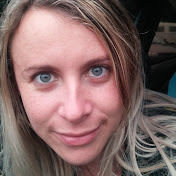 Profile Picture of Juliana Petri (@jullipetri) on Youtube