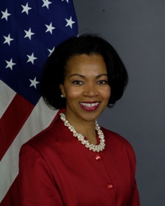 Profile Picture of Gina Abercrombie-Winstanleyon Wikipedia