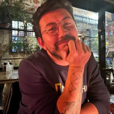 Profile Picture of Myron (@Myron50367288) on Twitter