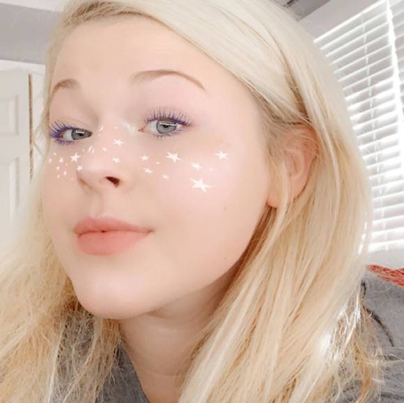 Profile Picture of Danielle Brantley (@nellie101101) on Poshmark