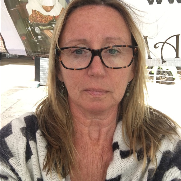 Profile Picture of Sylvia Hassard-johnson (@scsyl) on Poshmark