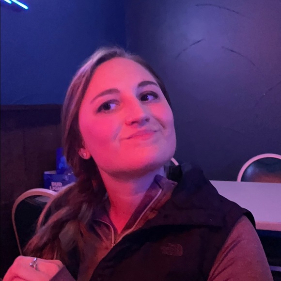 Profile Picture of Robert Brooks (@robertbrooks906) on Poshmark