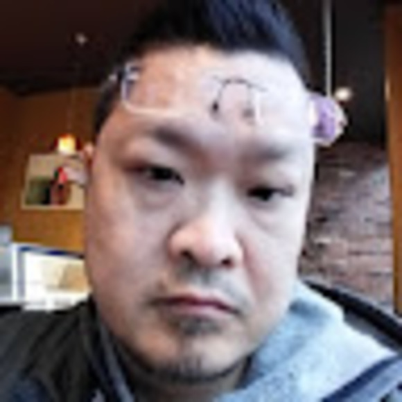 Profile Picture of Patrick Huang (@patrickhuang681) on Poshmark