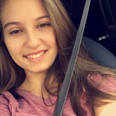 Profile Picture of Chelsey ☯ (@FieldsChelsey) on Twitter