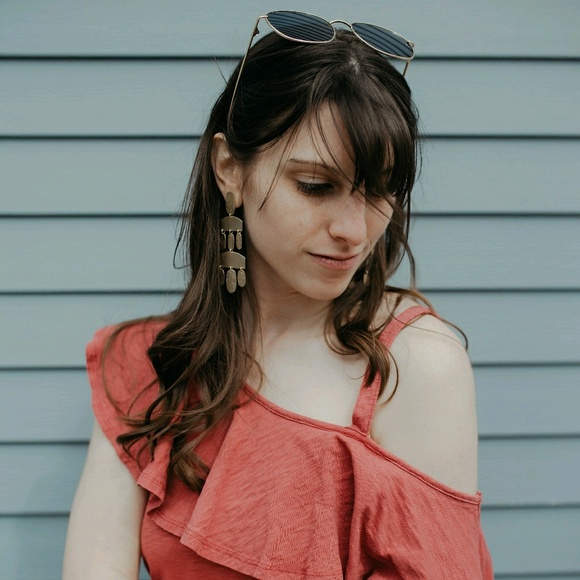 Profile Picture of Mikayla Paul (@mapgirl1) on Poshmark