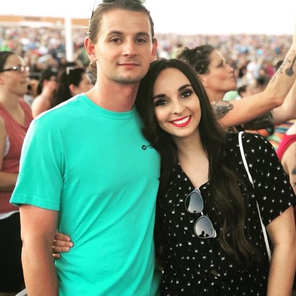 Profile Picture of Brittni Huckabay (@brittnihuckabay) on Poshmark