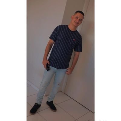 Profile Picture of Richard Lacerda (@Richard28991359) on Twitter