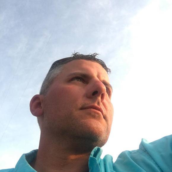Profile Picture of James North (@jnorth262297) on Poshmark