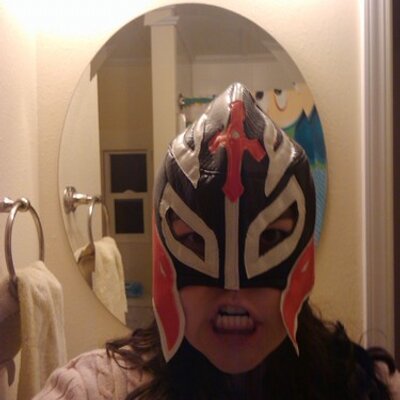 Profile Picture of Kim Carrell (@Kimmipants) on Twitter