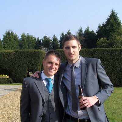 Profile Picture of Tony Barrett (@king_pigeon26) on Twitter