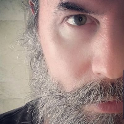 Profile Picture of ☭ Facta Non Verba ☭ 🦺🌻✊🏿🔥 #GeneralStrike (@DaveGillease) on Twitter