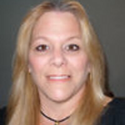 Profile Picture of Donna Duncan (@DJDuncanDesigns) on Twitter