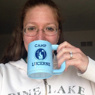 Profile Picture of Sharon Cook (@sharonlscook) on Twitter