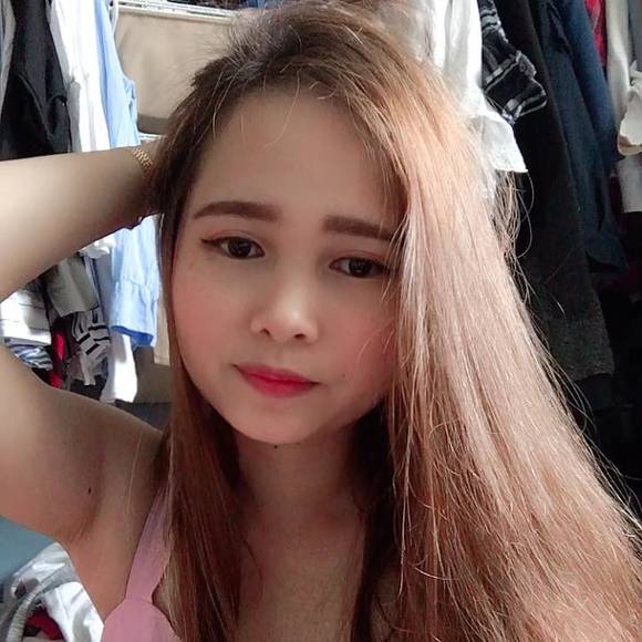 Profile Photo of Thùy Huỳnh (@thuyhuynh623) on Poshmark