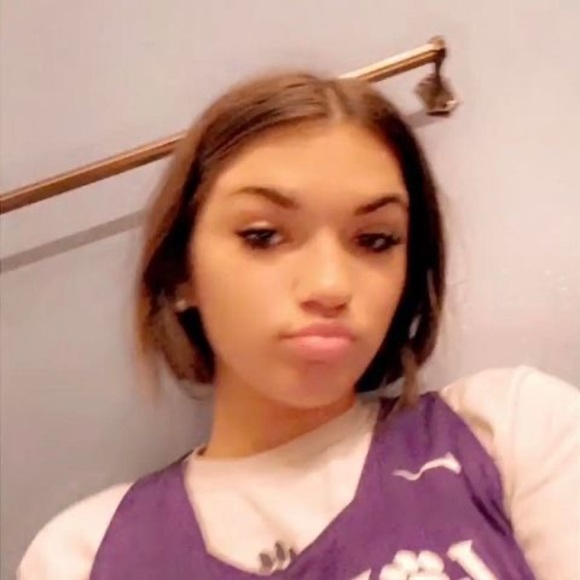 Profile Picture of Kate Werner (@katewerner647) on Poshmark