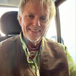 Profile Picture of Jeffrey Bryan Grubert (@whitestone_glowart) on Instagram