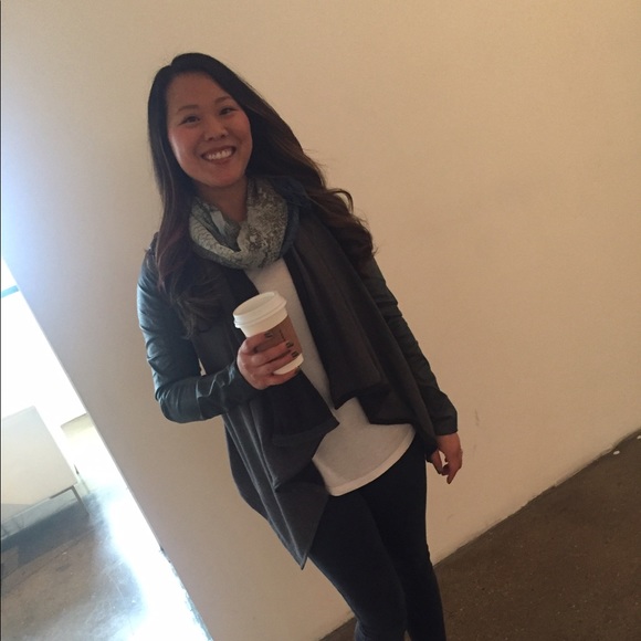 Sarah Mclarney - Poshmark Profile Picture of Sarah Mclarney (@spm_860) on Poshmark