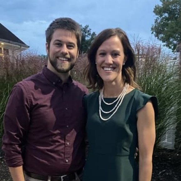 Profile Picture of Jessica Huwer (@z014) on Poshmark