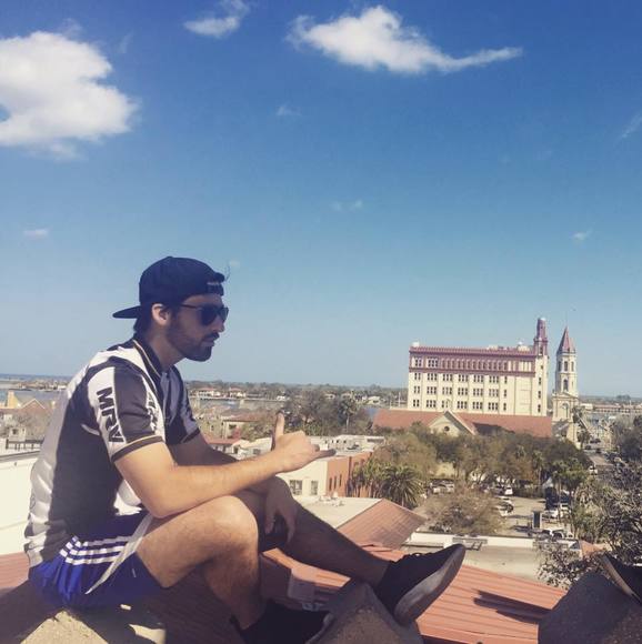 Profile Picture of Andres felipe Arango (@andresf95) on Poshmark