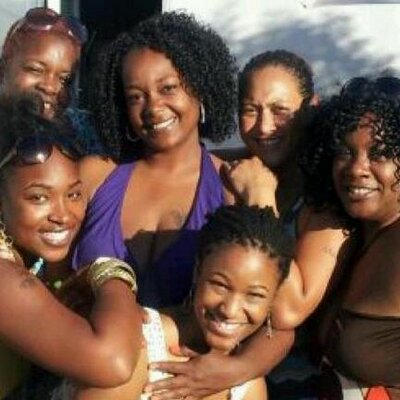 Nichelle Williams - Twitter Profile Picture of Nichelle Williams (@Nunch) on Twitter