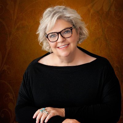 Profile Picture of Lori Morrison (@LoriKMorrison) on Twitter