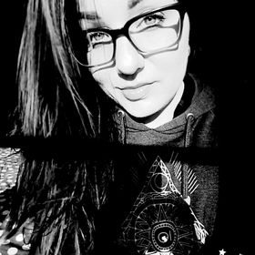 Profile Picture of Carly Stevenson (@carlystevenson) on Pinterest