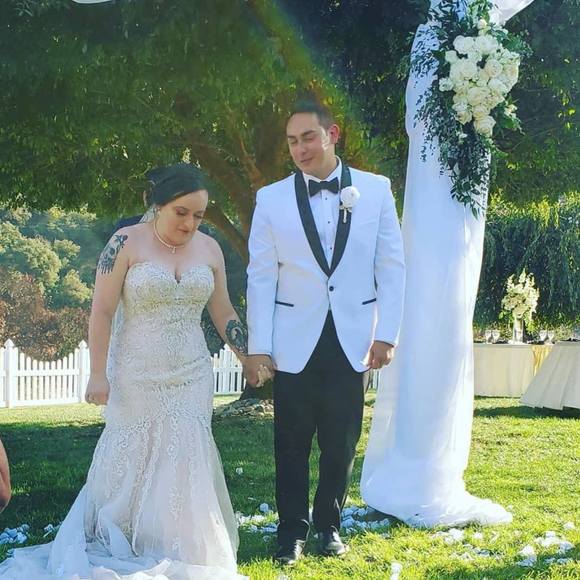 Profile Picture of Christina Speyerer (@tinaspeyerer) on Poshmark