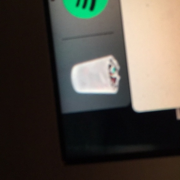 Profile Picture of Dan Kallmyer (@danielthemaniel) on Poshmark