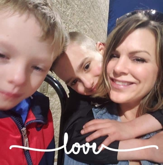 Profile Picture of Harmony Speciale (@harmonyspeciale) on Poshmark