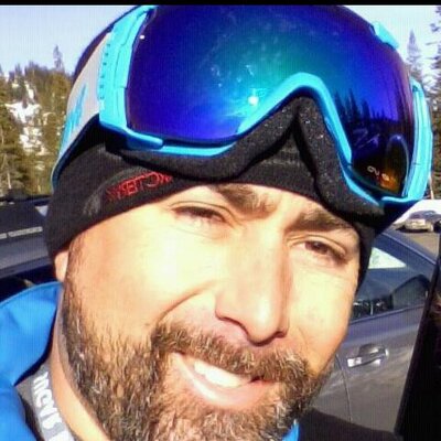 Profile Picture of Chris Hinrichs (@schinrichs) on Twitter