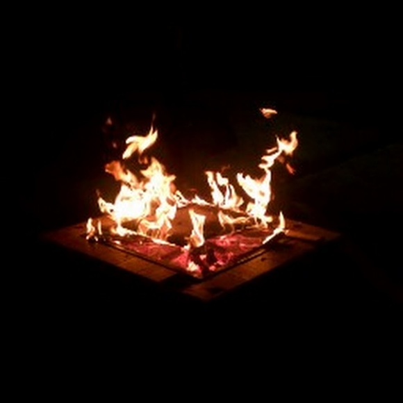 Profile Picture of Jacquelyn Jacques (@jackiejacques3) on Poshmark